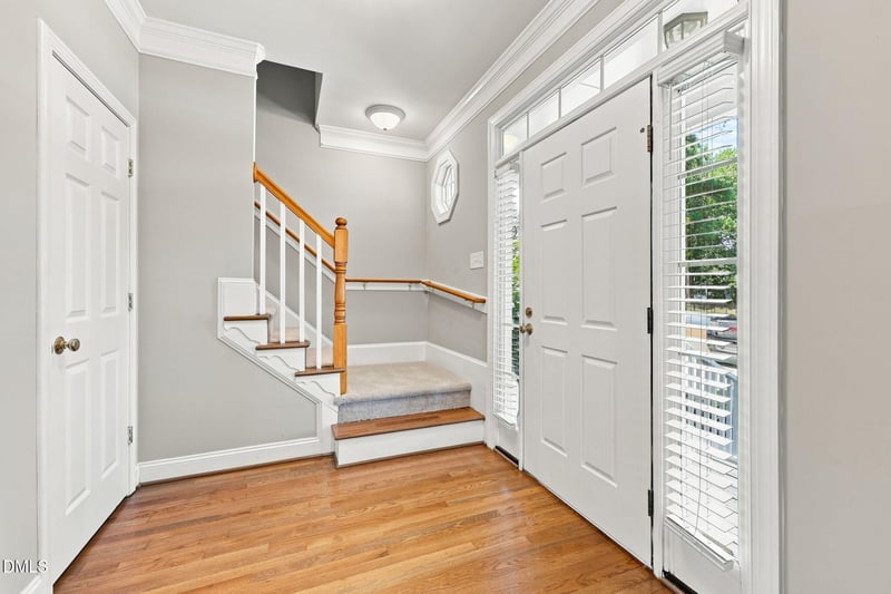 1005 Portico Pl, Raleigh, NC 27603