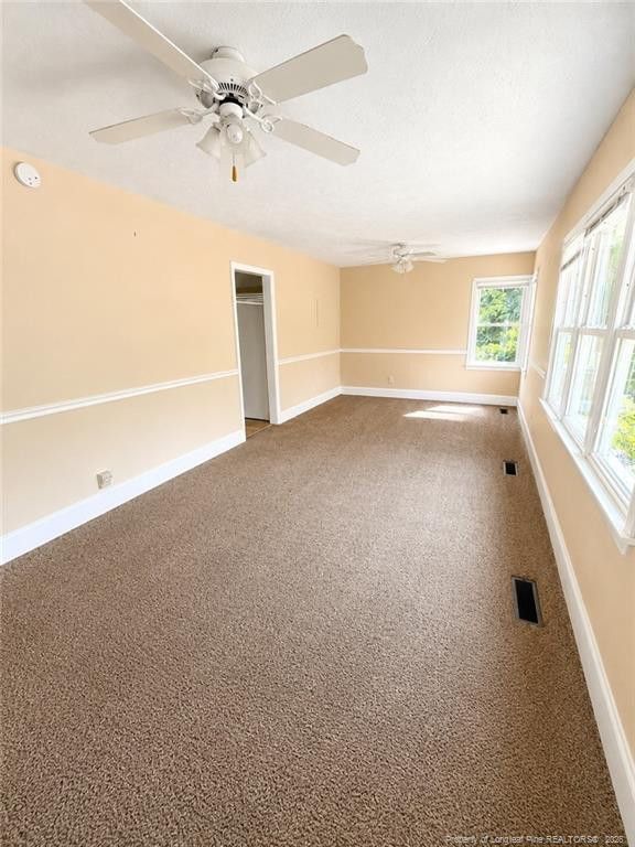 1006 Sandalwood Dr, Fayetteville, NC 28304