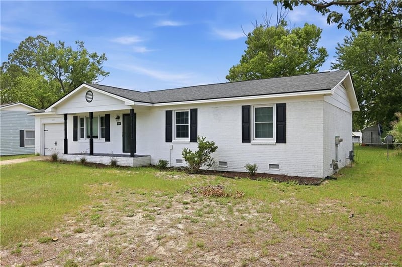 1006 Xavier Dr, Fayetteville, NC 28311
