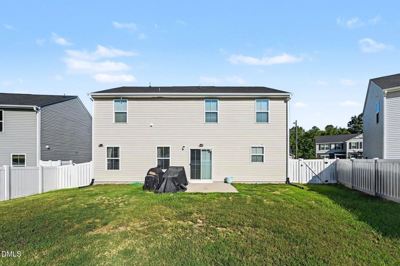 1008 Bridgewater Dr, Durham, NC 27704