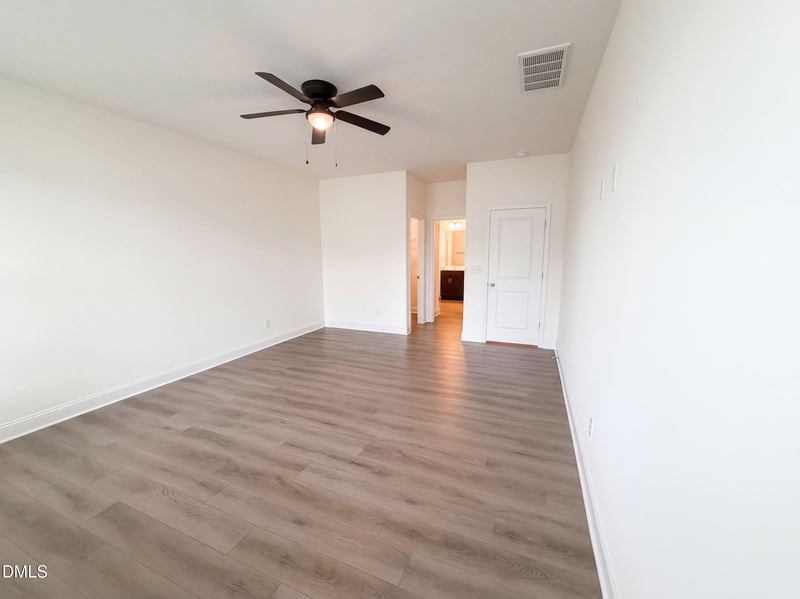 1008 Channel Drop Loop, Zebulon, NC 27597