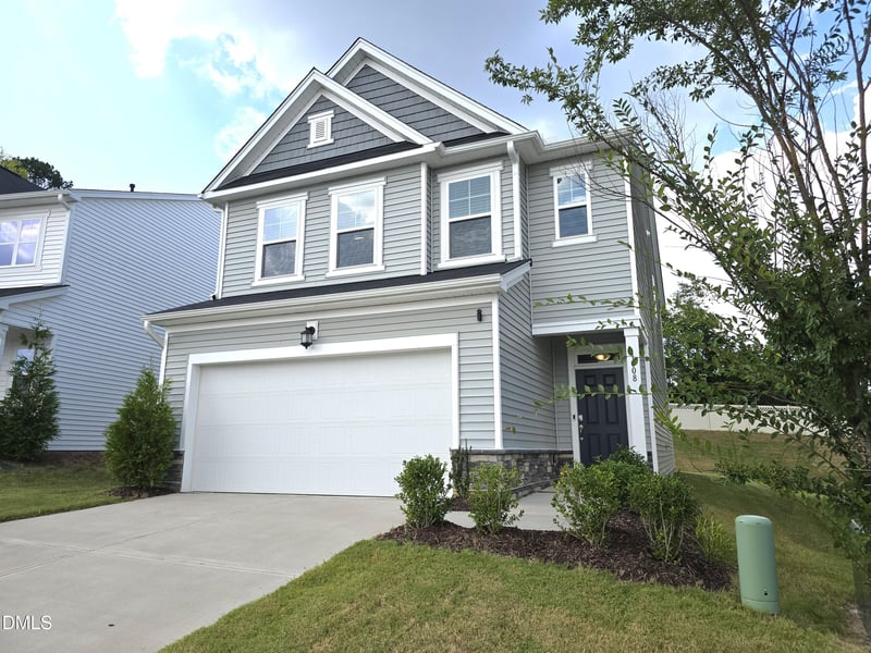 1008 Maple Branch Cir, Graham, NC 27253