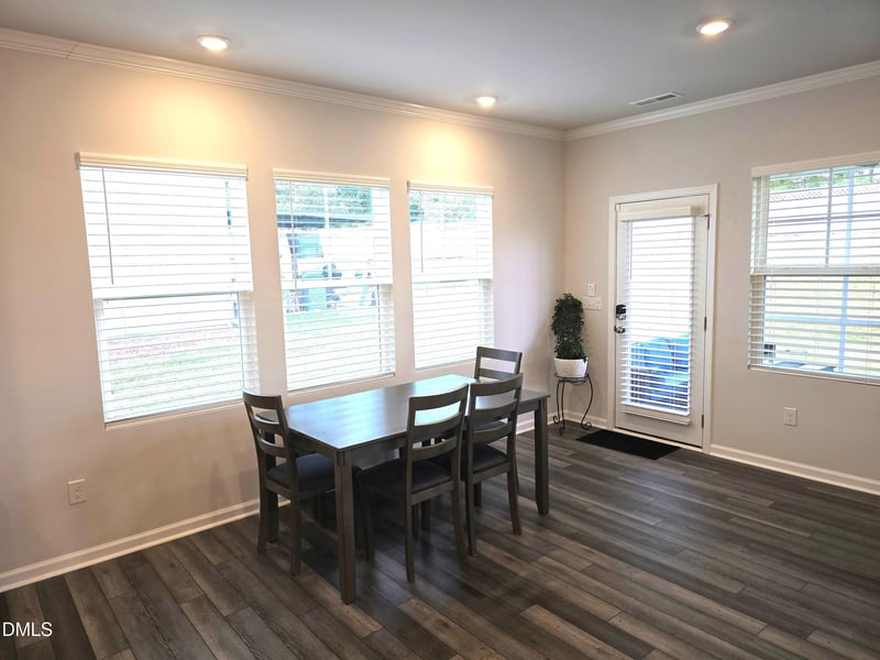 1008 Maple Branch Cir, Graham, NC 27253