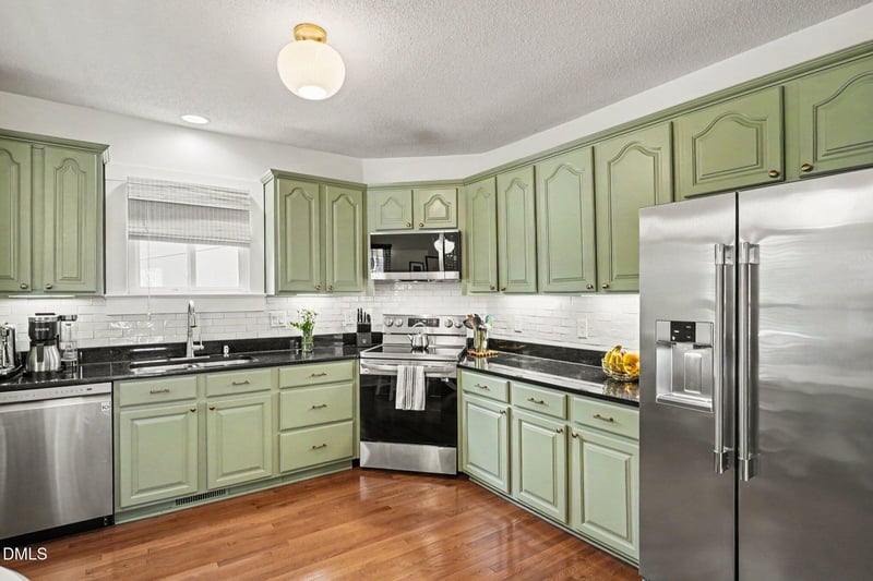 1008 Parker St, Raleigh, NC 27607