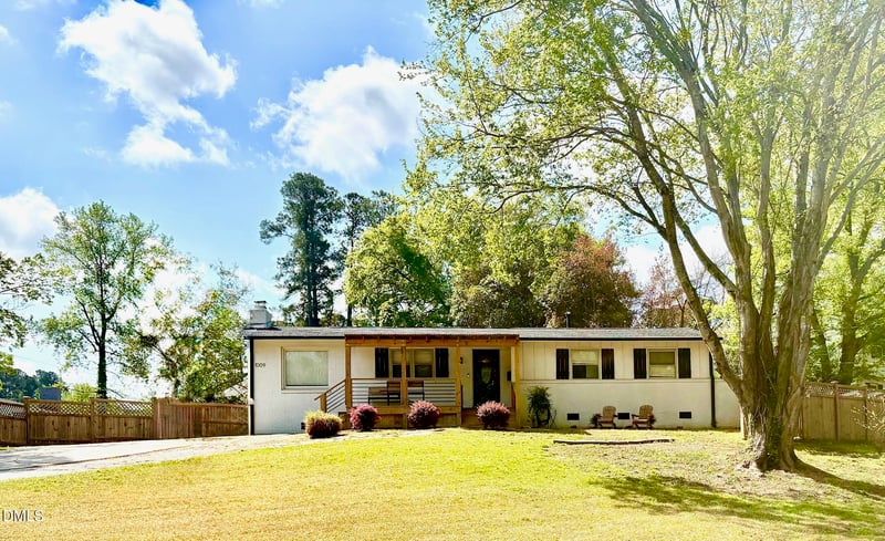 1009 Helms, Raleigh, NC 27610