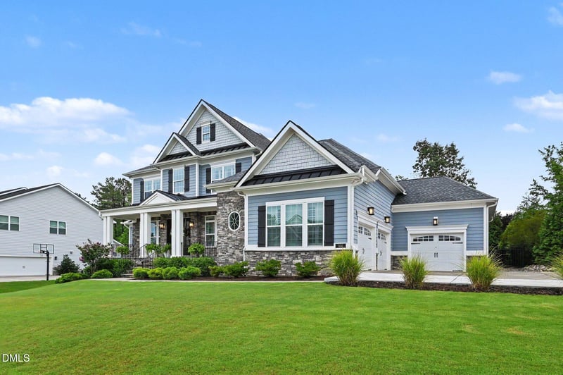 101 Amberwing Ct, Holly Springs, NC 27540
