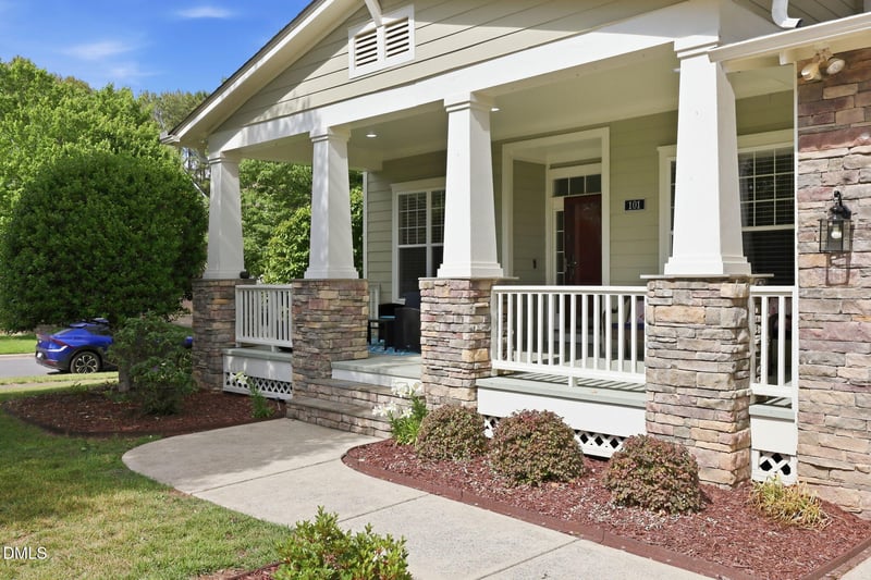 101 Bayless Ridge Ct, Morrisville, NC 27560
