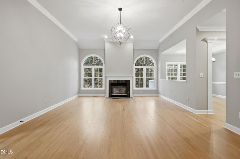 101 Highlands Lake Dr, Cary, NC 27518
