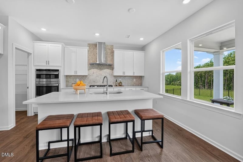 101 Magma Ln, Holly Springs, NC 27540