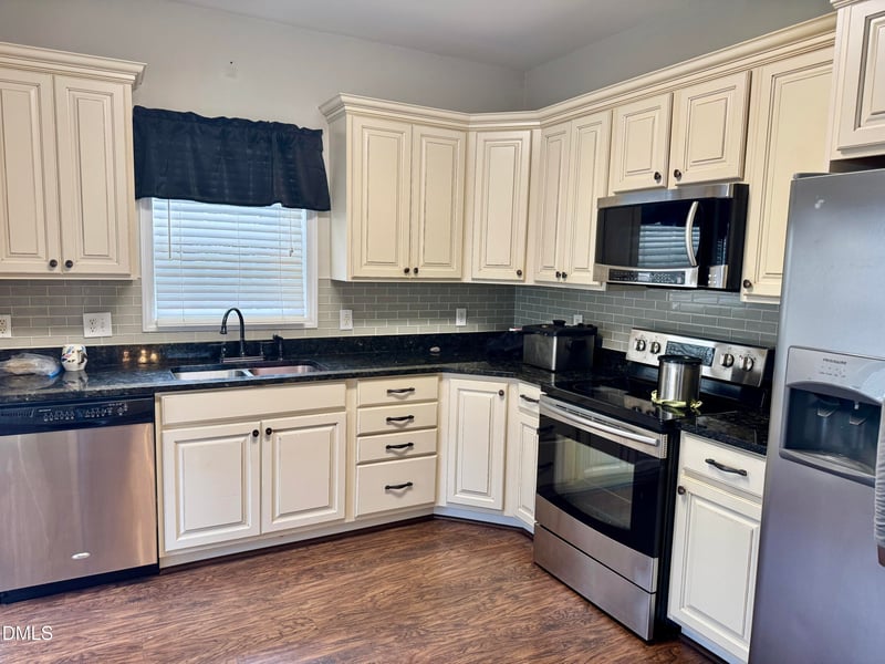 101 Misty Groves Cir, Morrisville, NC 27560