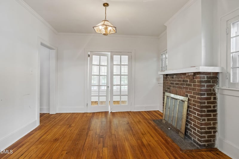 101 Seawell Ave, Raleigh, NC 27601
