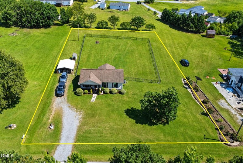 101 Stephenson Rd, Benson, NC 27504
