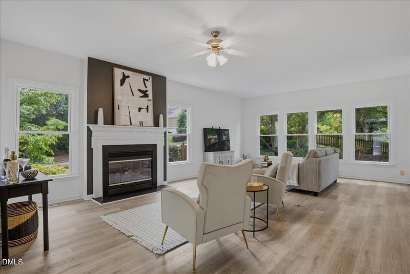 101 Streamview Dr, Cary, NC 27519
