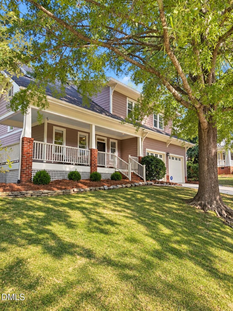 10101 Hallberg Ln, Raleigh, NC 27614
