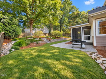 10101 Hallberg Ln, Raleigh, NC 27614