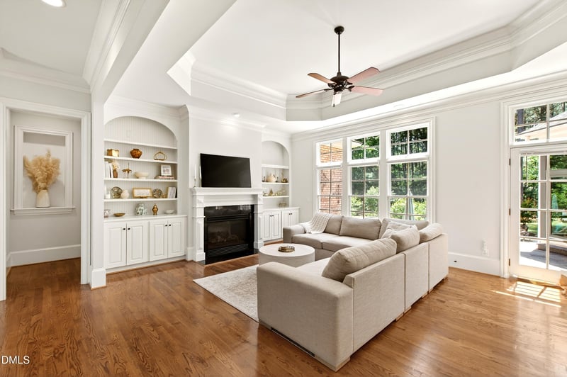10101 Lobley Hill Ln, Raleigh, NC 27613