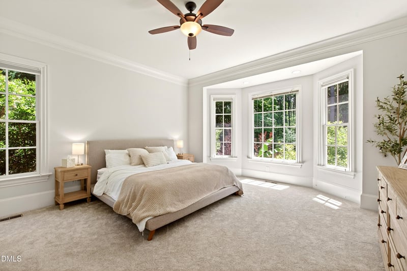 10101 Lobley Hill Ln, Raleigh, NC 27613