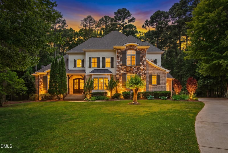 10101 Lobley Hill Ln, Raleigh, NC 27613