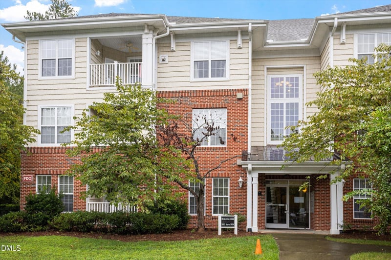 1011 Arborgate Cir, Chapel Hill, NC 27514