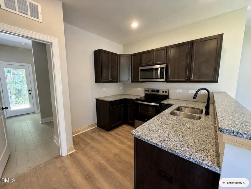 1011 E Maplewood Dr #A, Benson, NC 27504