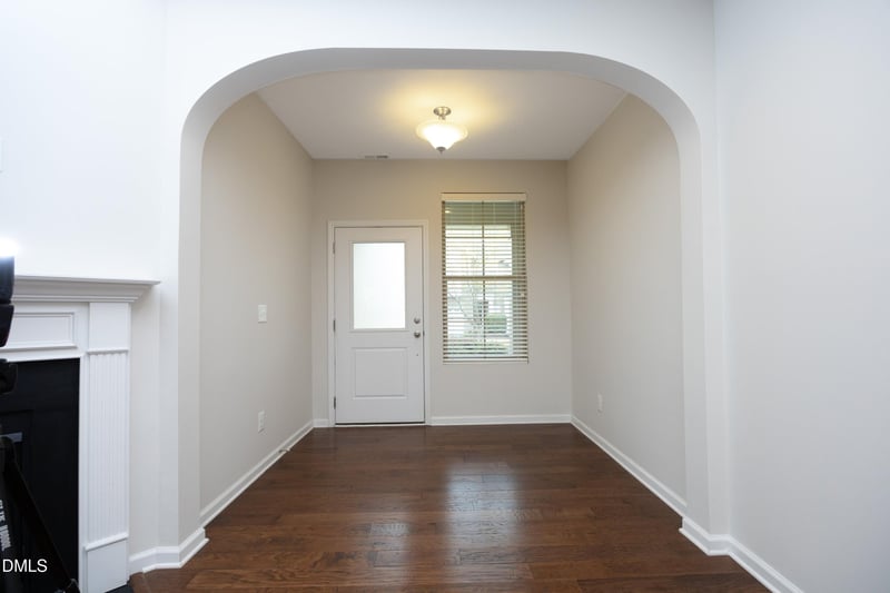 10111 Raven Tree Dr, Raleigh, NC 27617