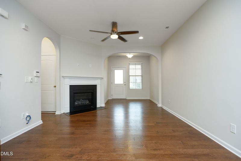 10111 Raven Tree Dr, Raleigh, NC 27617