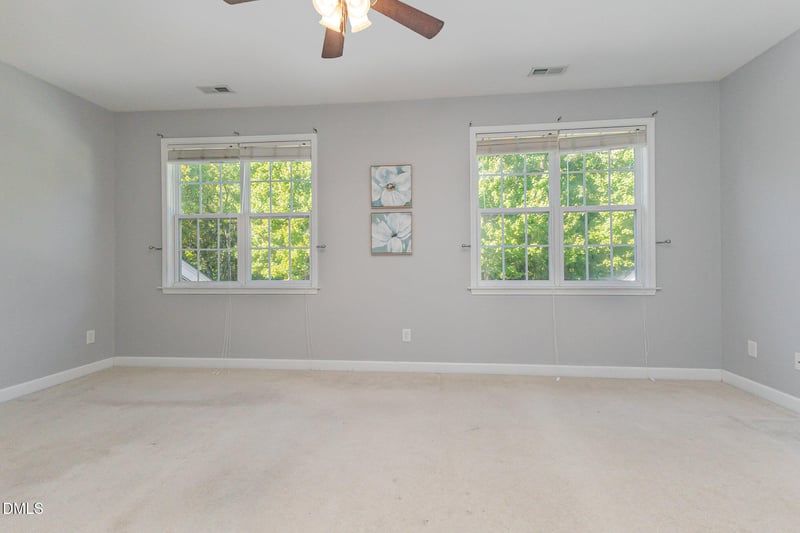 10141 Bessborough Dr, Raleigh, NC 27617