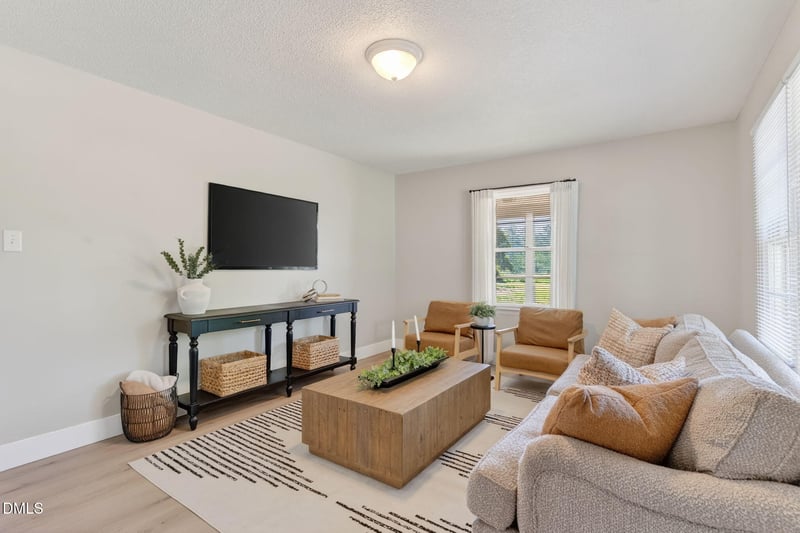 10166 Buffalo Rd, Clayton, NC 27527