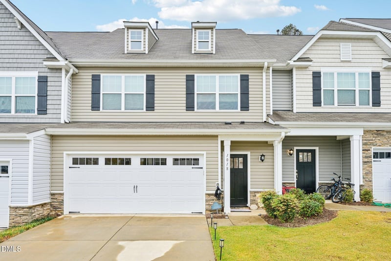 1018 Abbott St, Mebane, NC 27302