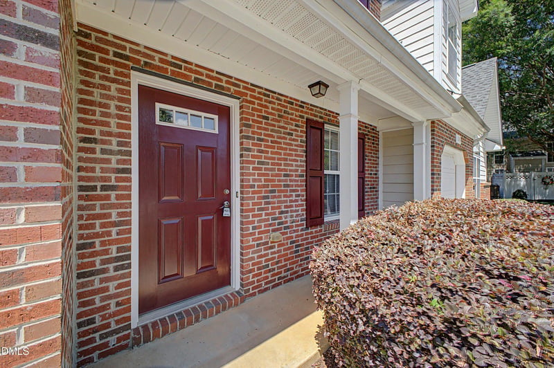 102 Anamoor Dr, Cary, NC 27513