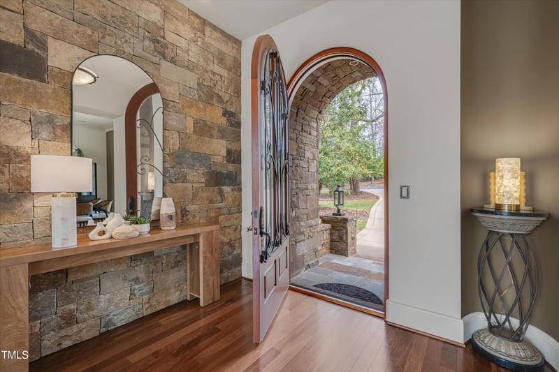 102 Anna Lake Ln, Cary, NC 27513