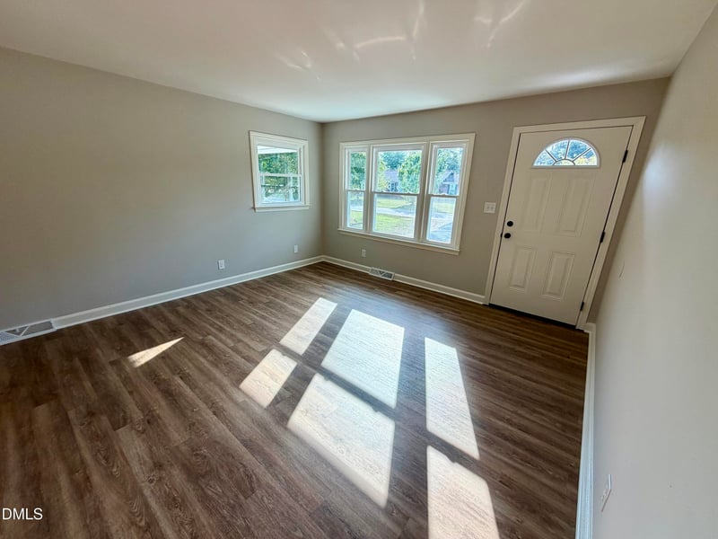 102 Anne St, Dunn, NC 28334