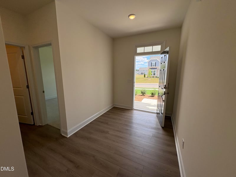 102 Appleseed Dr, Lillington, NC 27546