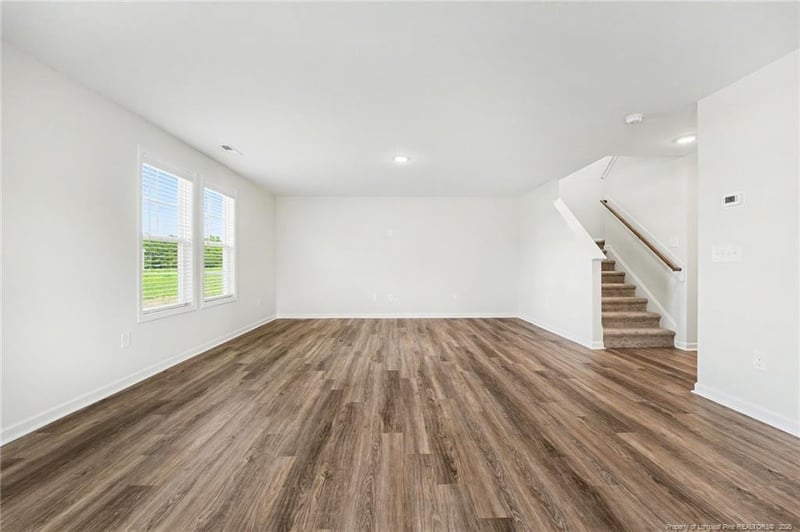 102 Baxley Dr, Dunn, NC 28334