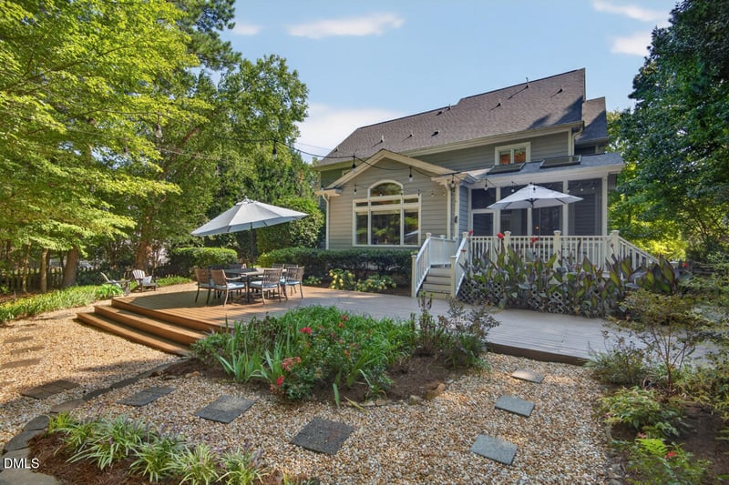 102 Blue Granite Ct, Chapel Hill, NC 27514