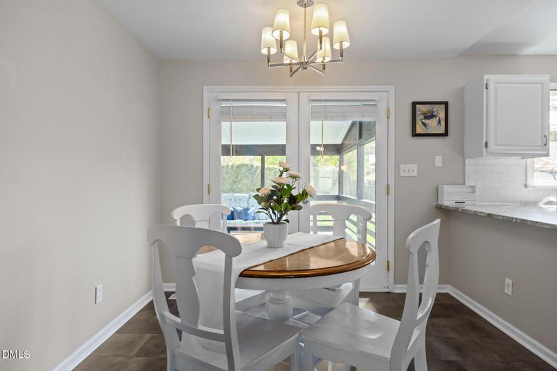 102 Fairburn Ct, Wake Forest, NC 27587