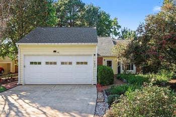 102 Forest Hills Ct, Cary, NC 27511