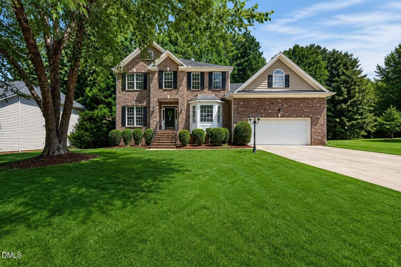 102 Hemingford Grey Ct, Cary, NC 27518