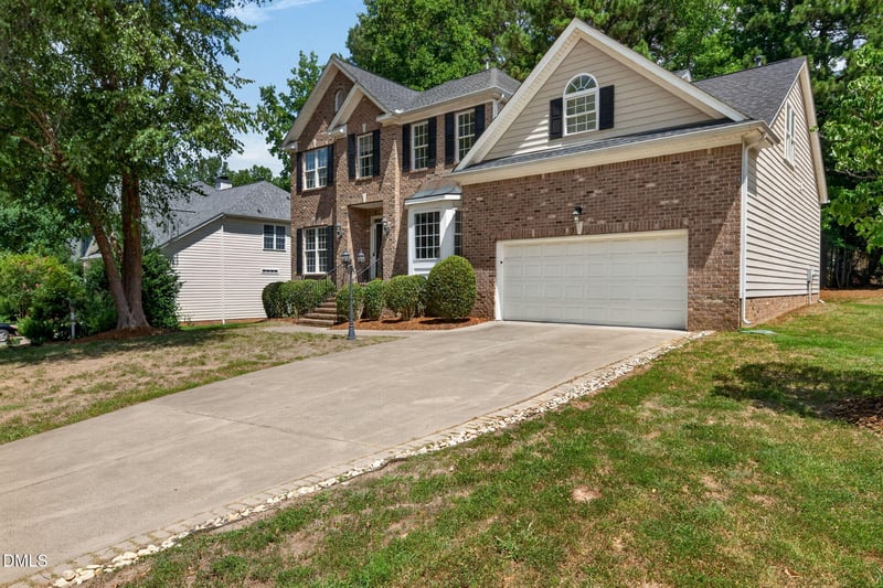 102 Hemingford Grey Ct, Cary, NC 27518