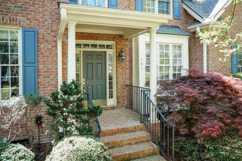 102 Langshire Ct, Apex, NC 27502