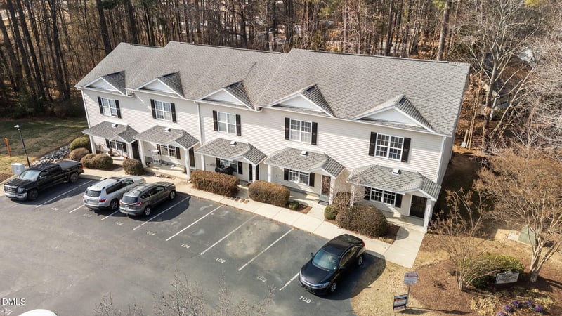 102 Licorice Dr, Apex, NC 27502