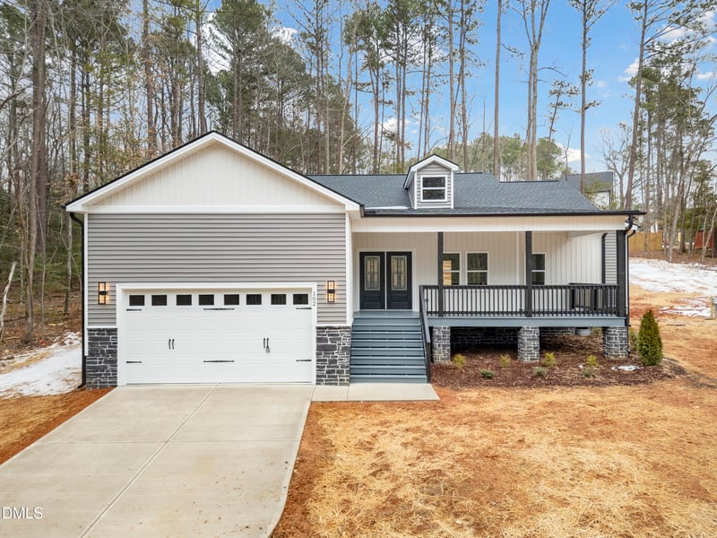 102 Sequoia Dr, Louisburg, NC 27549