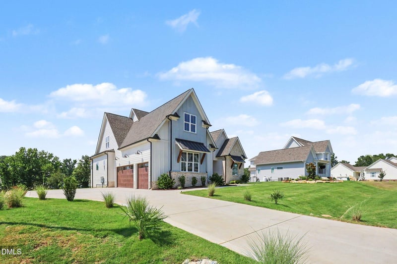 1020 Azalea Garden Cir, Raleigh, NC 27603
