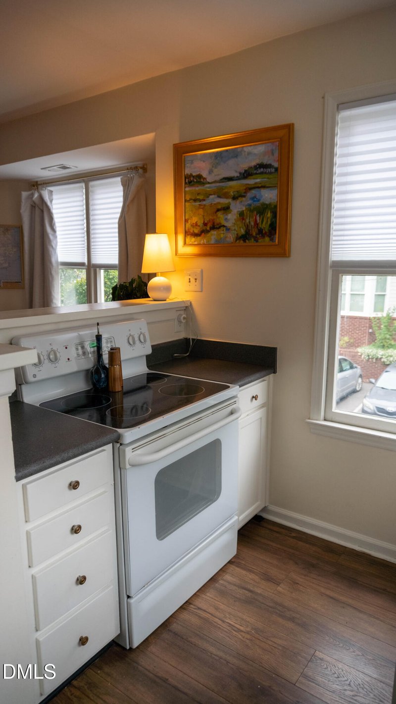 1021 Brighthurst Dr #206, Raleigh, NC 27605
