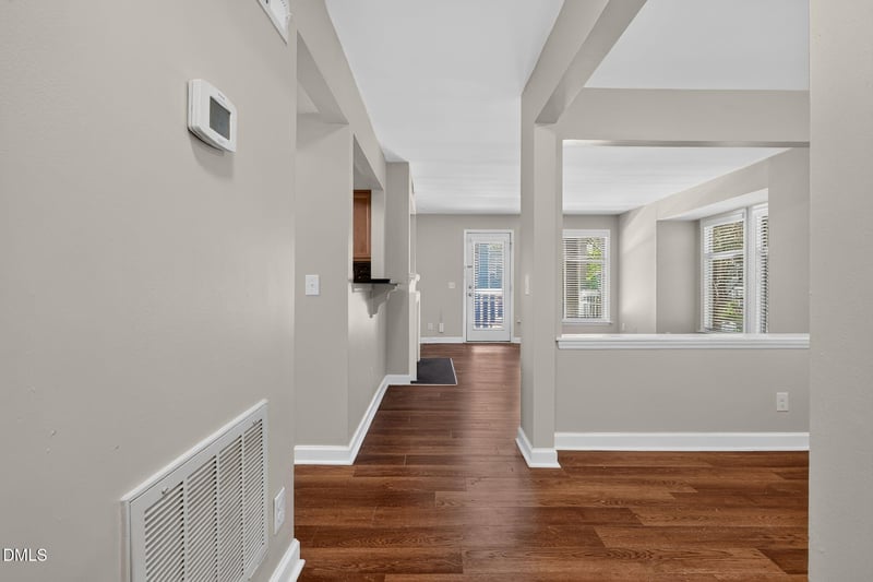 1021 Nicholwood Dr #201, Raleigh, NC 27605