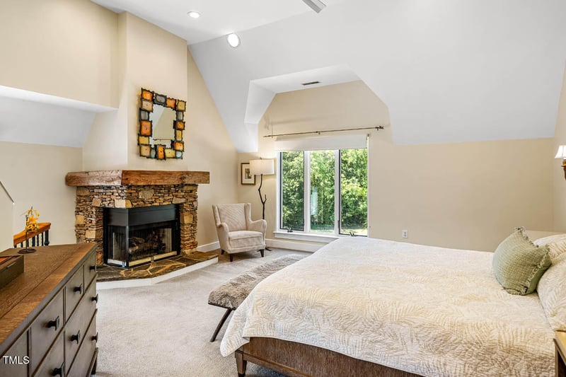 1021 Parchemin Trl, Chapel Hill, NC 27516