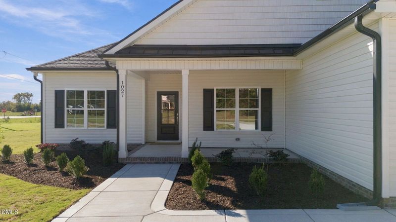 1027 N Lincoln St, Benson, NC 27504