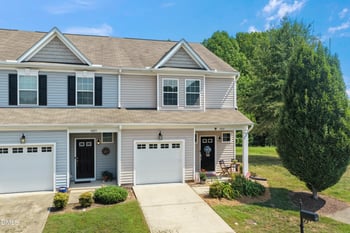 1027 Renewal Pl, Raleigh, NC 27603