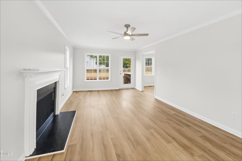 1029 Blue River Farm Dr, Raleigh, NC 27603