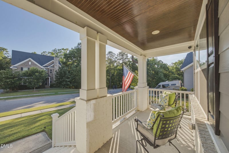1029 Queensdale Dr, Cary, NC 27519